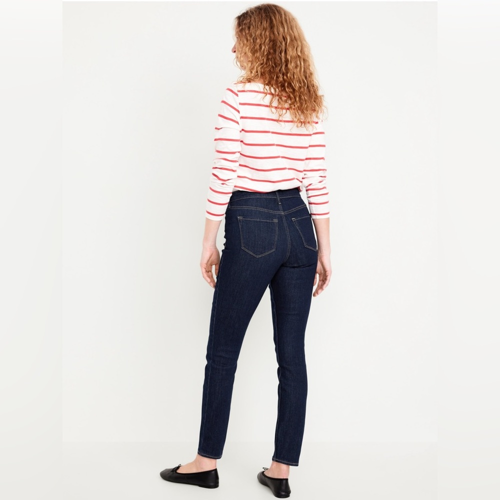 Old Navy Women's Dark Blue Mid-Rise OG Straight Ankle Jeans. Size 10P. NWOT - Picture 15 of 16